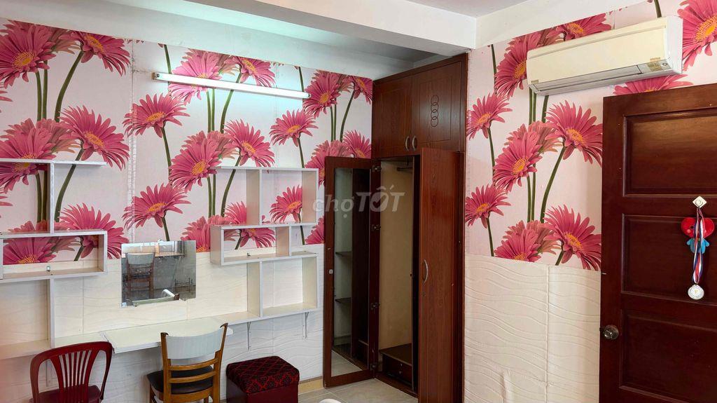 Nhà nguyên căn cho thuê Quang Trung,nhà thờ Thông-Tây;Gần chợ ThôngTây