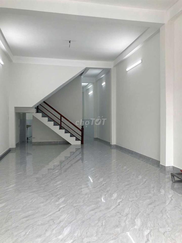cho thuê nhà mặt tiền Nguyễn Thị Minh khai 25tr 3 tầng