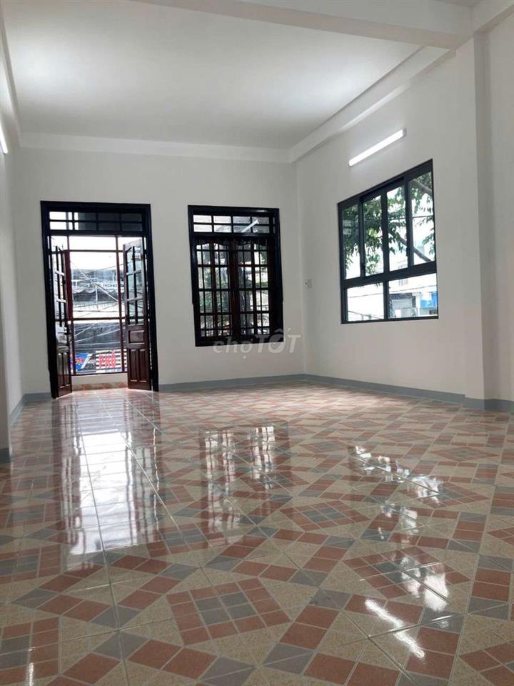 cho thuê nhà mặt tiền Nguyễn Thị Minh khai 25tr 3 tầng