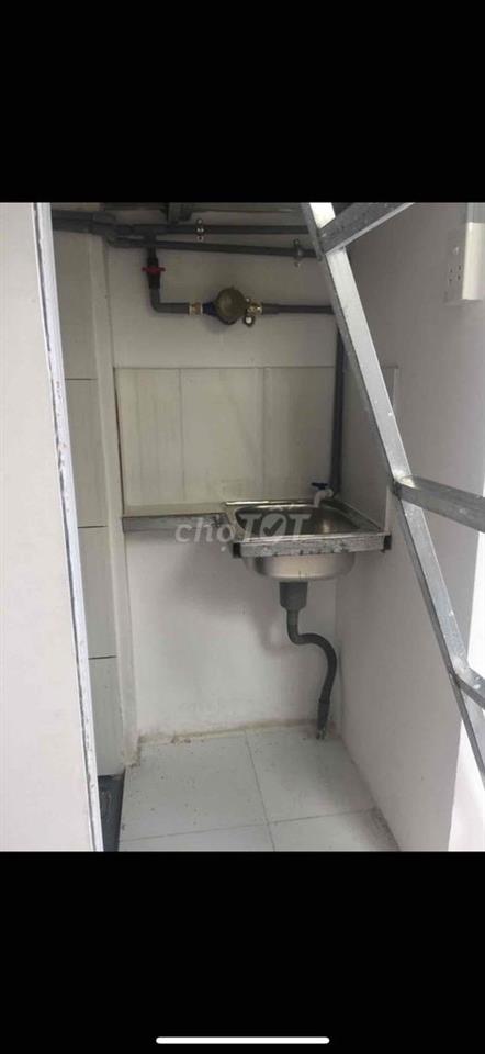 Phòng trống ở 1-2người, an ninh sạch sẽ yên tĩnh, gác, wc, kệ bếp riên