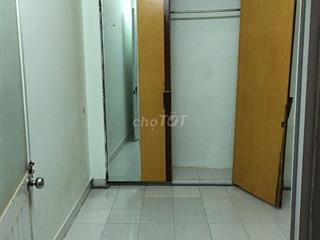 Phòng trống ở 2 người, gác, kệ bếp wc riêng. Khu an ninh yên tĩnh