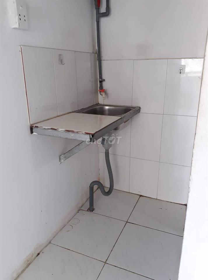 Phòng trống ở 1người, an ninh sạch sẽ yên tĩnh, gác, wc, kệ bếp riêng