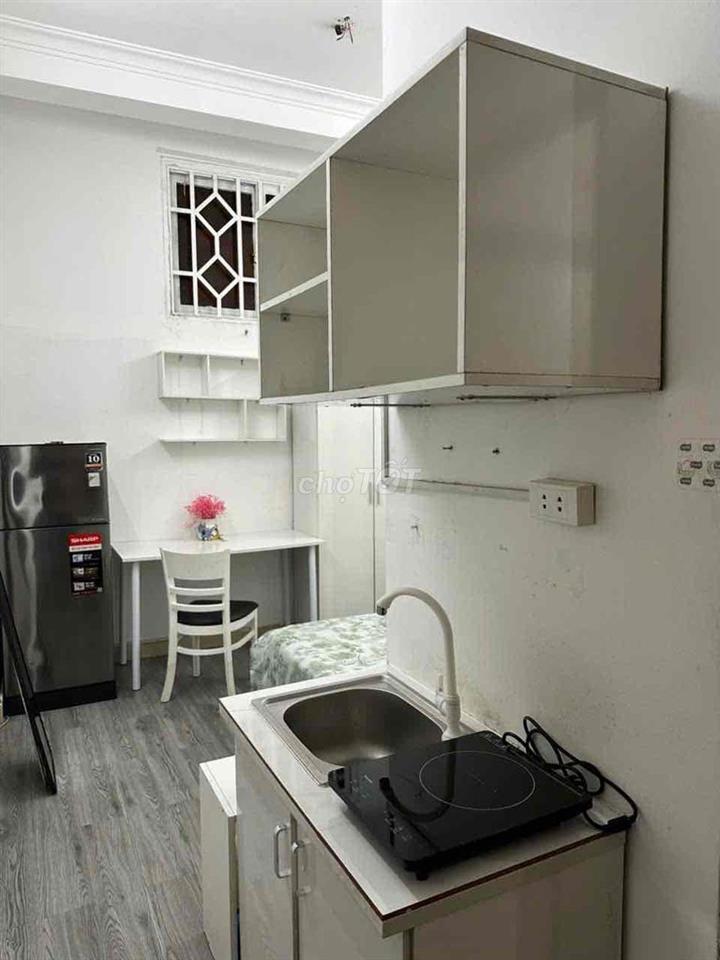 Căn hộ full nội thất, giá sinh viên 4.3tr, ngay Đakao Quận 1