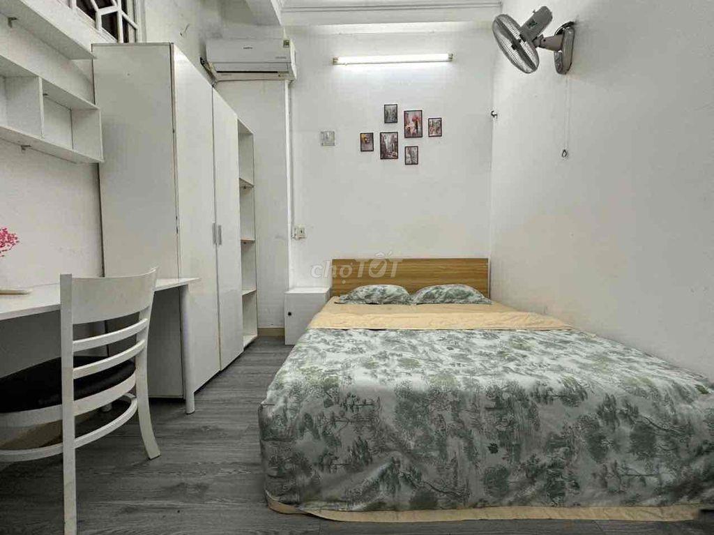 Căn hộ full nội thất, giá sinh viên 4.3tr, ngay Đakao Quận 1
