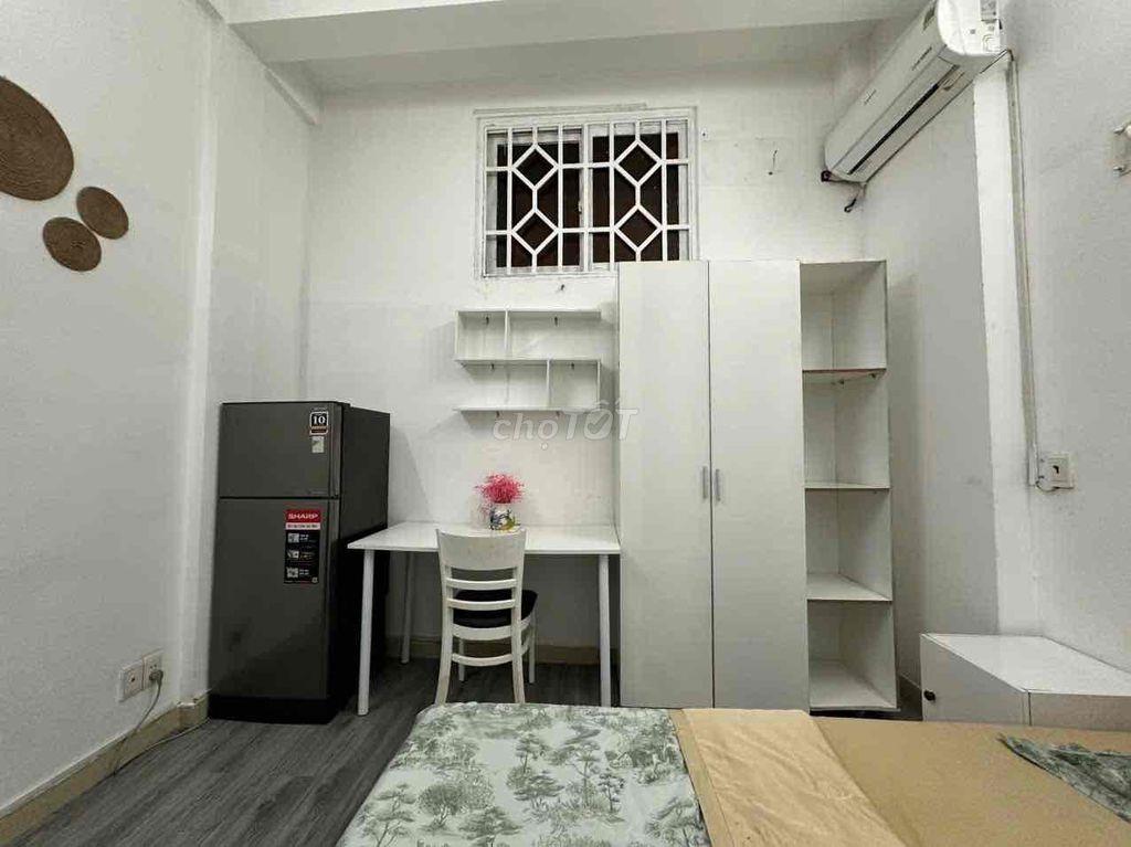 Căn hộ full nội thất, giá sinh viên 4.3tr, ngay Đakao Quận 1