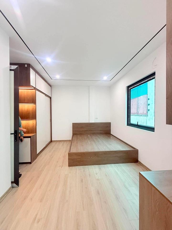 Bán nhà Phố Nối 45m2 3 tầng nhà mới ô tô đỗ cửa giá 2.5 tỷ