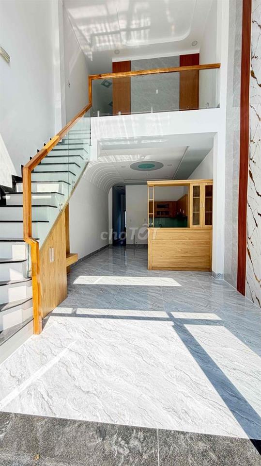 Bán nhà 180m mới xây Trần Văn Mười Đại Hải