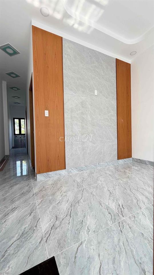 Bán nhà 180m mới xây Trần Văn Mười Đại Hải