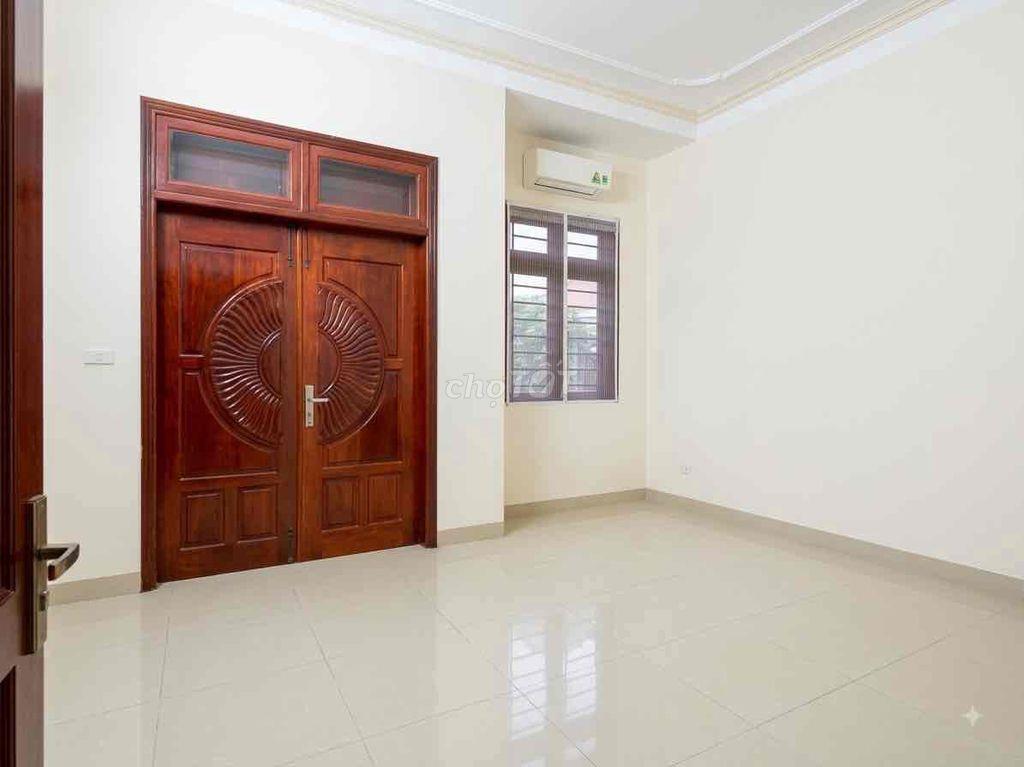 Bán nhà mặt tiền 16m đường lớn Đại Hải