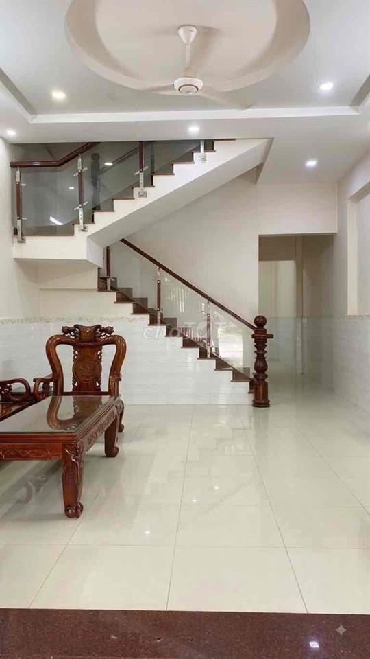Bán nhà mặt tiền 16m đường lớn Đại Hải