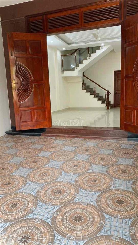 Bán nhà mặt tiền 16m đường lớn Đại Hải
