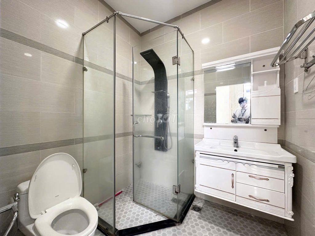 BAN CÔNG - ĐẦY ĐỦ NT ngay Vườn Lài Tân Phú - 5tr7