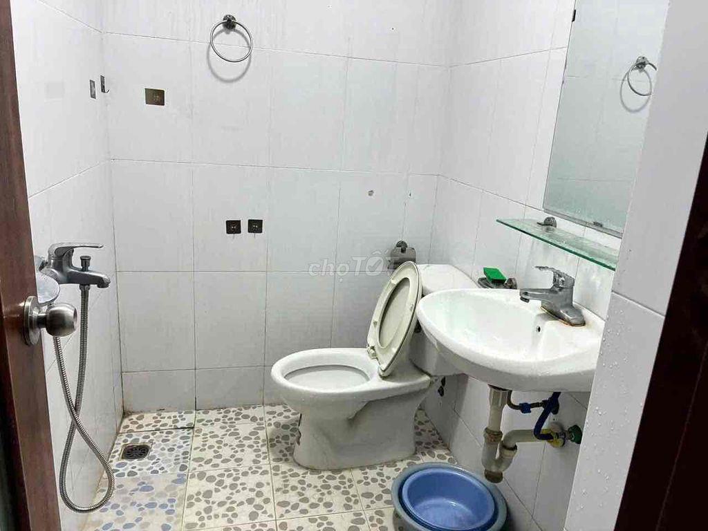 Cho thuê căn 2 ngủ CT12 Kim Văn kim Lũ full đồ.