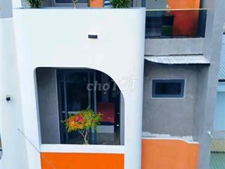 nhà 3 tầng 3 mê xây mới