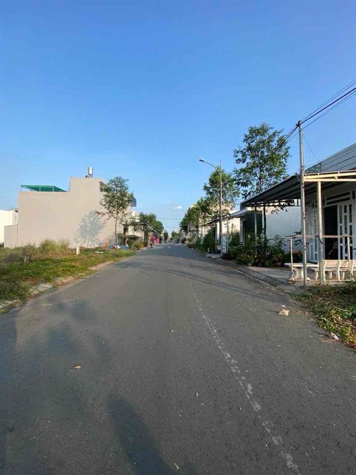 bán nền KDC hồng loan