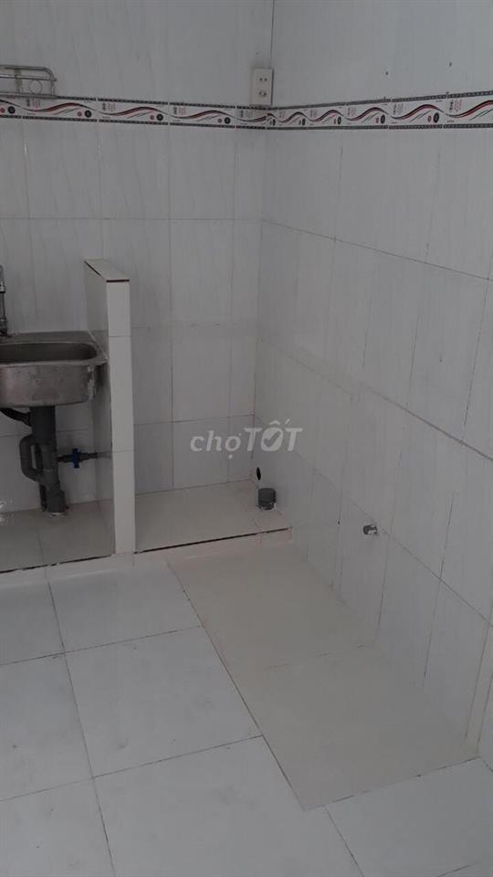 Phòng trọ mặt tiền Trần Hưng Đạo gần cầu quay
