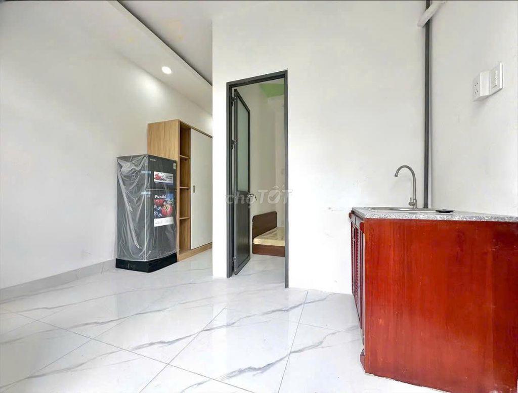 1PN  riêng tách bếp full nội thất ban công cửa sổ rộng tại PXL