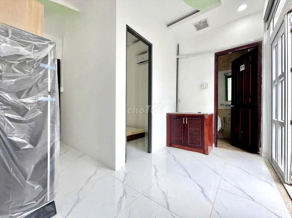 1PN  riêng tách bếp full nội thất ban công cửa sổ rộng tại PXL