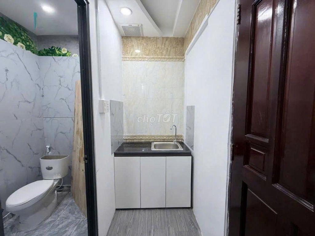 1pn riêng tách bếp full nội thất cửa sổ đường xe hơi cách PXL 100m