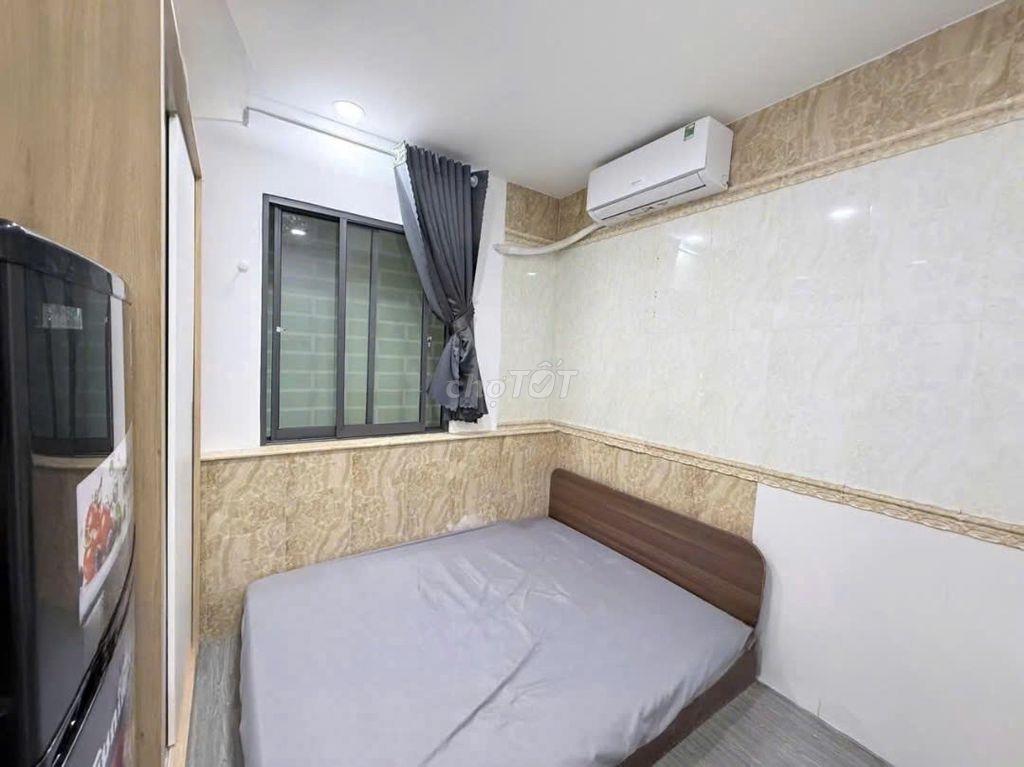 1pn riêng tách bếp full nội thất cửa sổ đường xe hơi cách PXL 100m