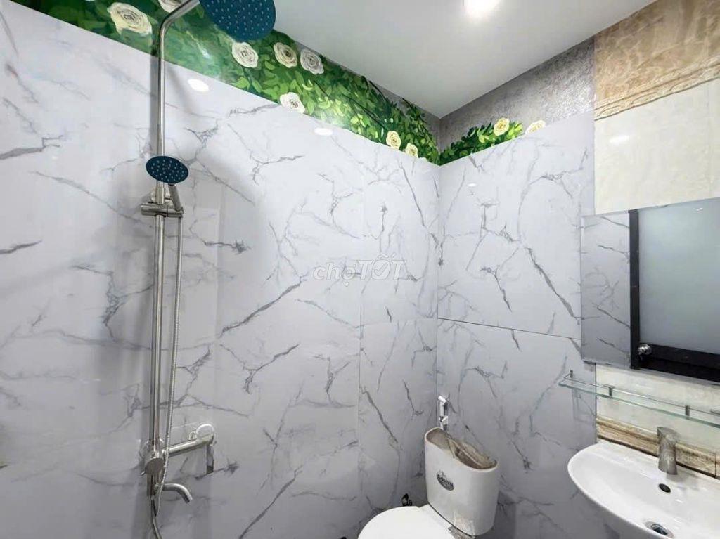 1pn riêng tách bếp full nội thất cửa sổ đường xe hơi cách PXL 100m