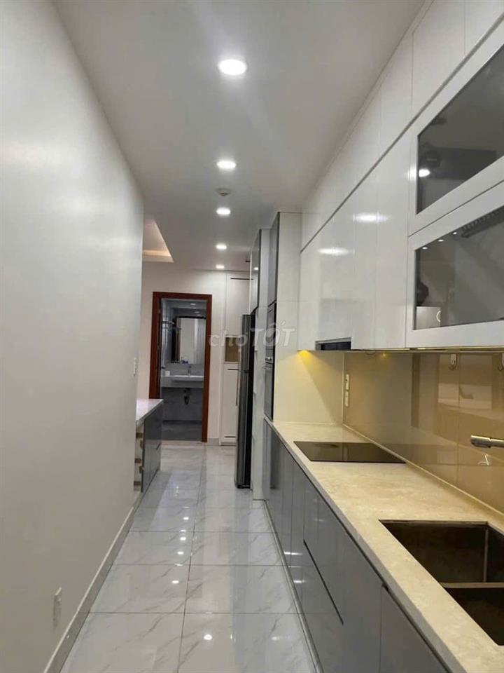 Chung cư Hùng Vương, Q5: 92m2, 3p ngủ, NT mới, 16,5triệu