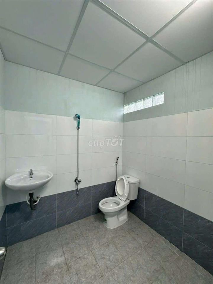 Hiếm - Nhà Mới 6x22 - Ngay Trung Tâm Hóc Môn