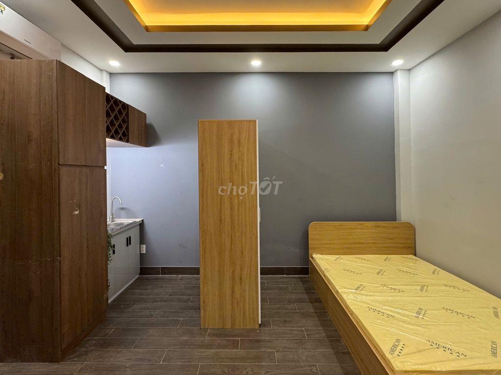 PHÒNG STUDIO VÀ BAN CÔNG, TỪ 3,9 TRIỆU NỘI THẤT CƠ BAN, TIỆN DI CHUYỂN