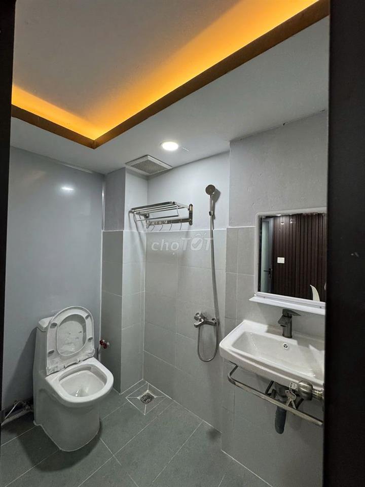 PHÒNG STUDIO VÀ BAN CÔNG, TỪ 3,9 TRIỆU NỘI THẤT CƠ BAN, TIỆN DI CHUYỂN