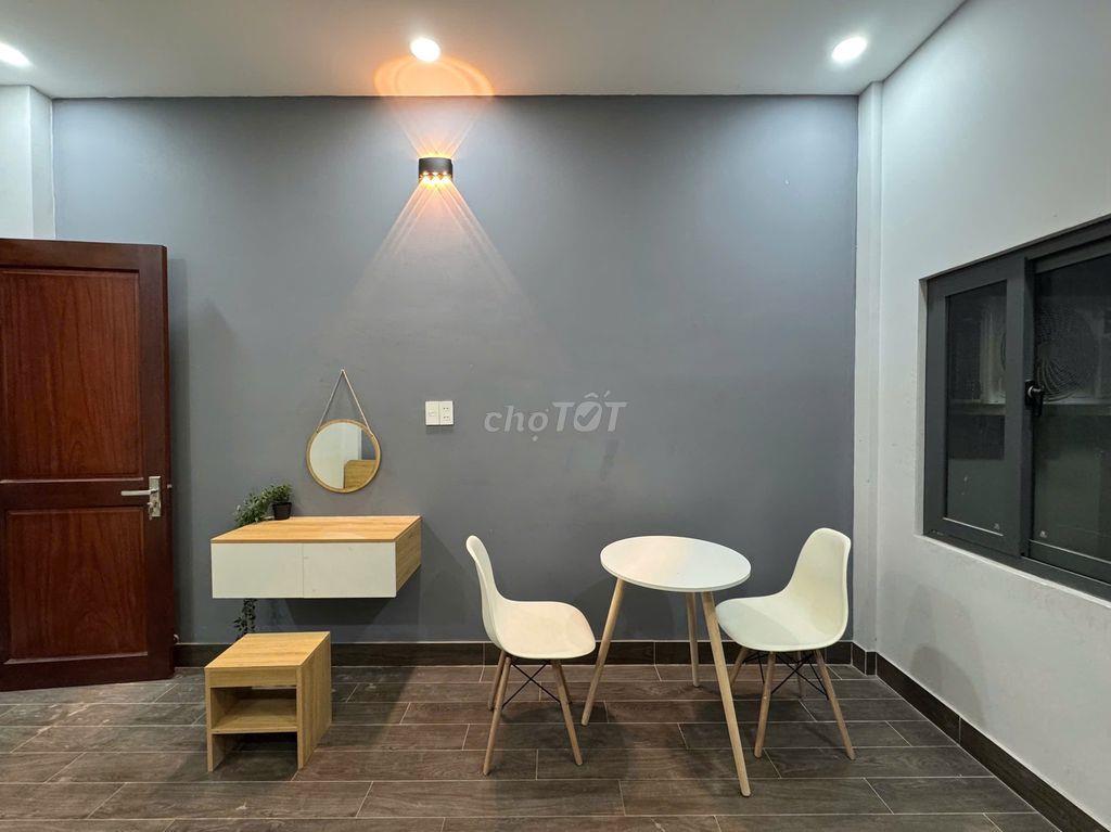 PHÒNG STUDIO VÀ BAN CÔNG, TỪ 3,9 TRIỆU NỘI THẤT CƠ BAN, TIỆN DI CHUYỂN