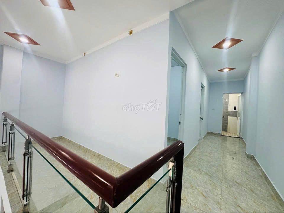 📌CHỦ BÁN GẤP NHÀ C4 GÁC ĐÚC Ở NGÃ 3 BẦU CHỢ BẮP - HÓC MÔN SỔ SẴN.