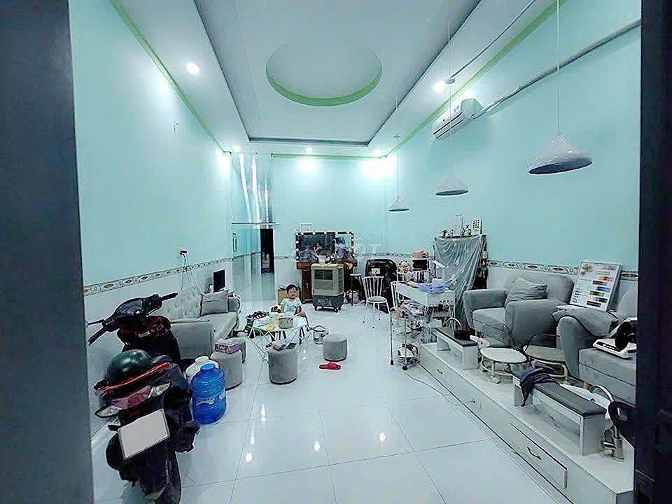 CHỦ HẤP HỐI CẮT LỖ CÒN 688 TRIỆU SANG TÊN CĂN NHÀ Ở TÂN HIỆP SỔ RIÊNG
