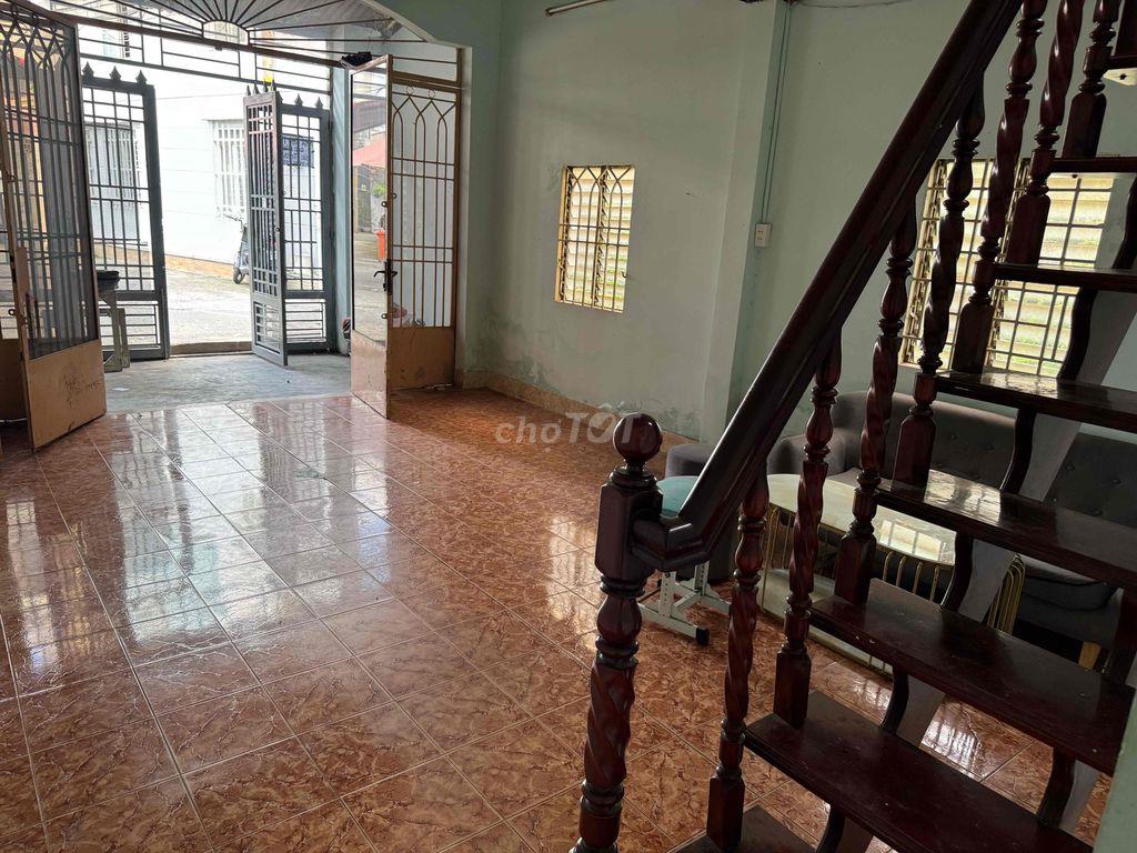 nhà vô ở liền