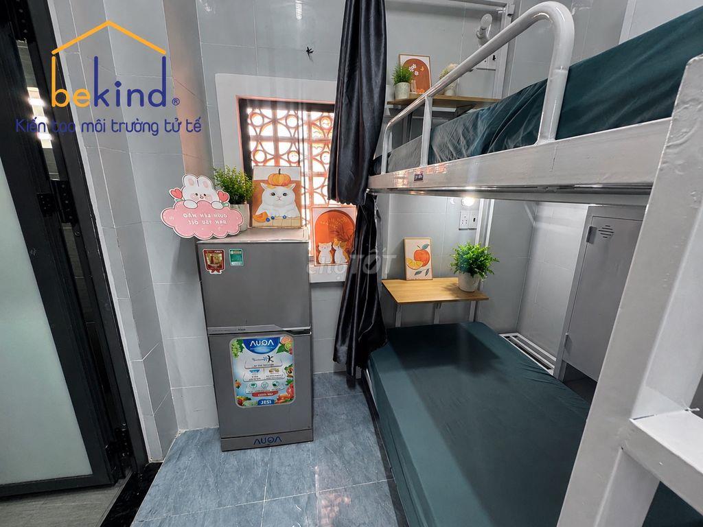 KTX NỮ PHÒNG 4 bạn, ngay UTE, USSH,UTC2 bao trọn gói, ML 24/24 