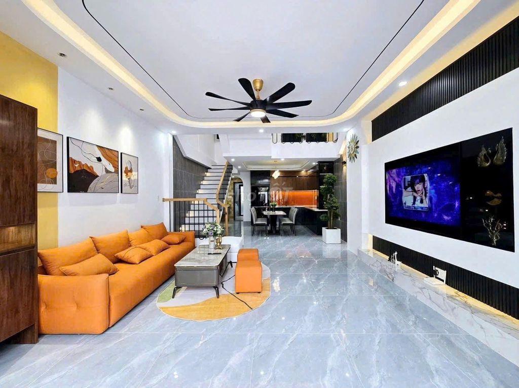 CHỦ CHUYỂN CÔNG TÁC BÁN GẤP NHÀ 2 MẶT TIỀN 100M2 SỔ RIÊNG NGAY CHỢ CÁ!