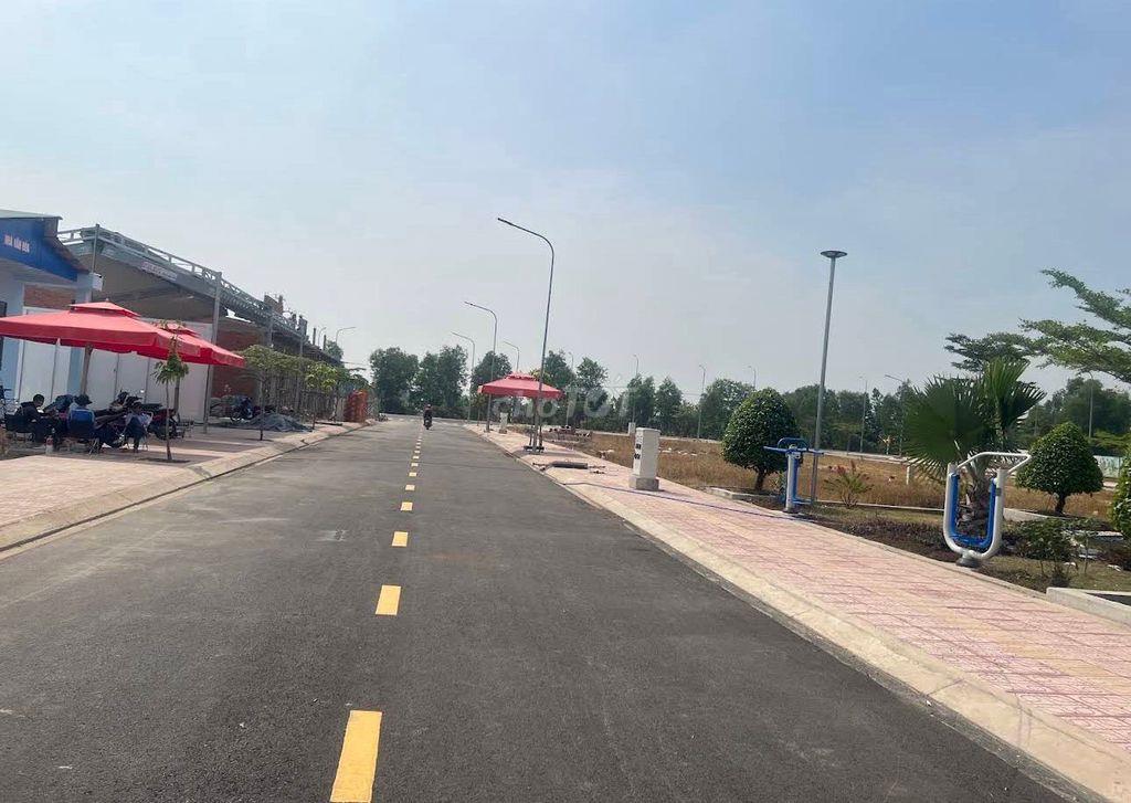 CHÍNH CHỦ CẦN RA HÀNG LÔ ĐẤT ĐẸP TẠI BẾN LỨC