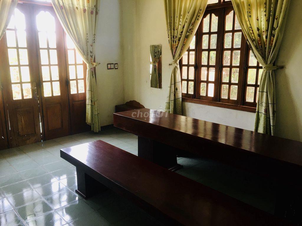 NHÀ MẶT TIỀN LỚN CHO THUÊ