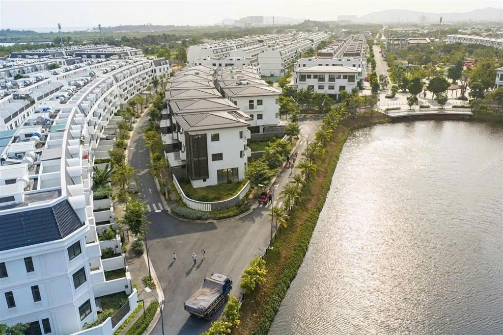 Nhà phố 4 tầng La Vida Vũng Tàu chỉ 7 tỷ, nội thất cơ bản dọn vào ở ngay