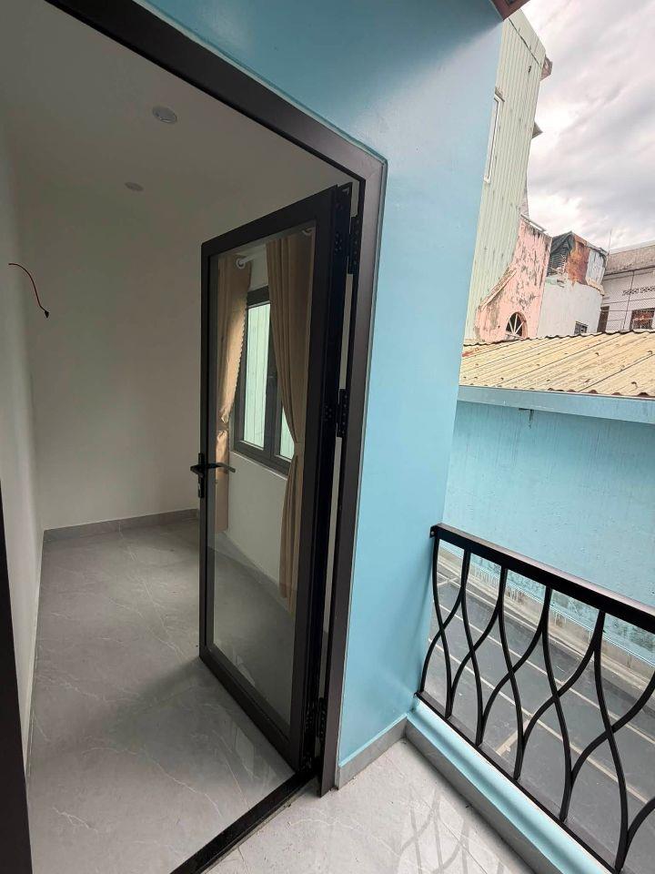 Nhỉnh 3 Tỷ => Giữa Trung Tâm Hải Châu + đi bộ 5p ra Chợ Cồn , Siêu thị Go