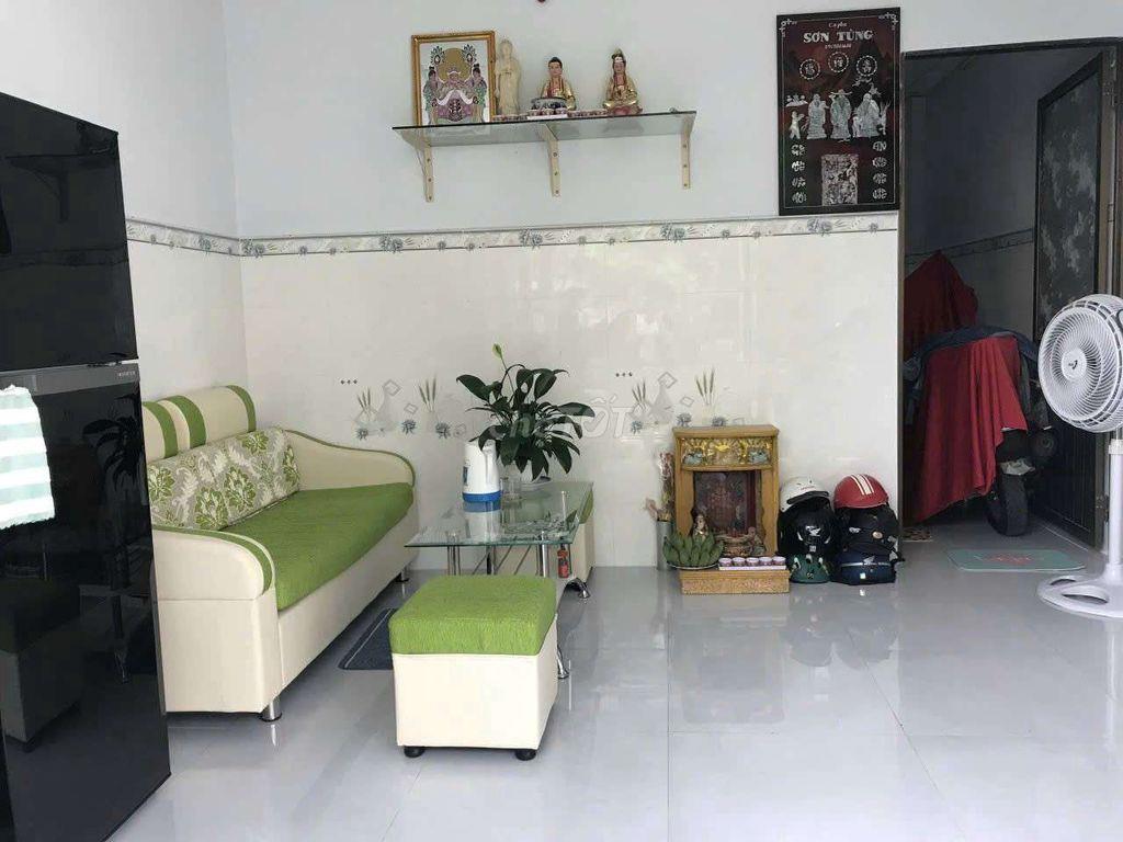 nhà 1 trệt 1 lầu SHR xã tân kiên(tân nhựt)