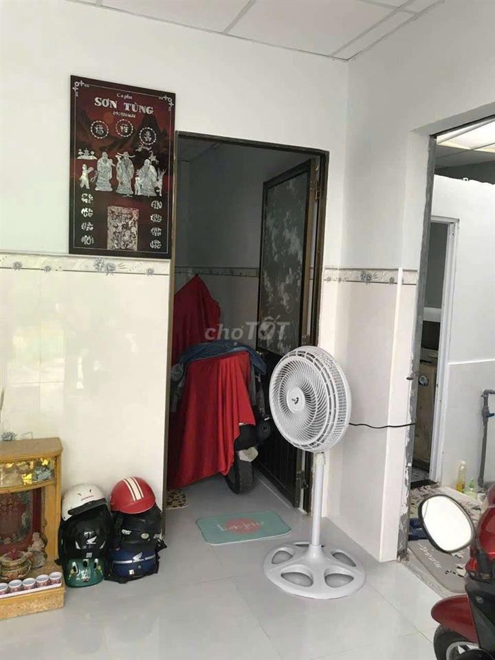 nhà 1 trệt 1 lầu SHR xã tân kiên(tân nhựt)