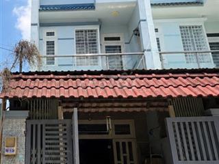 Nhà 4x17, 4 lầu, có sân để xe hơi 