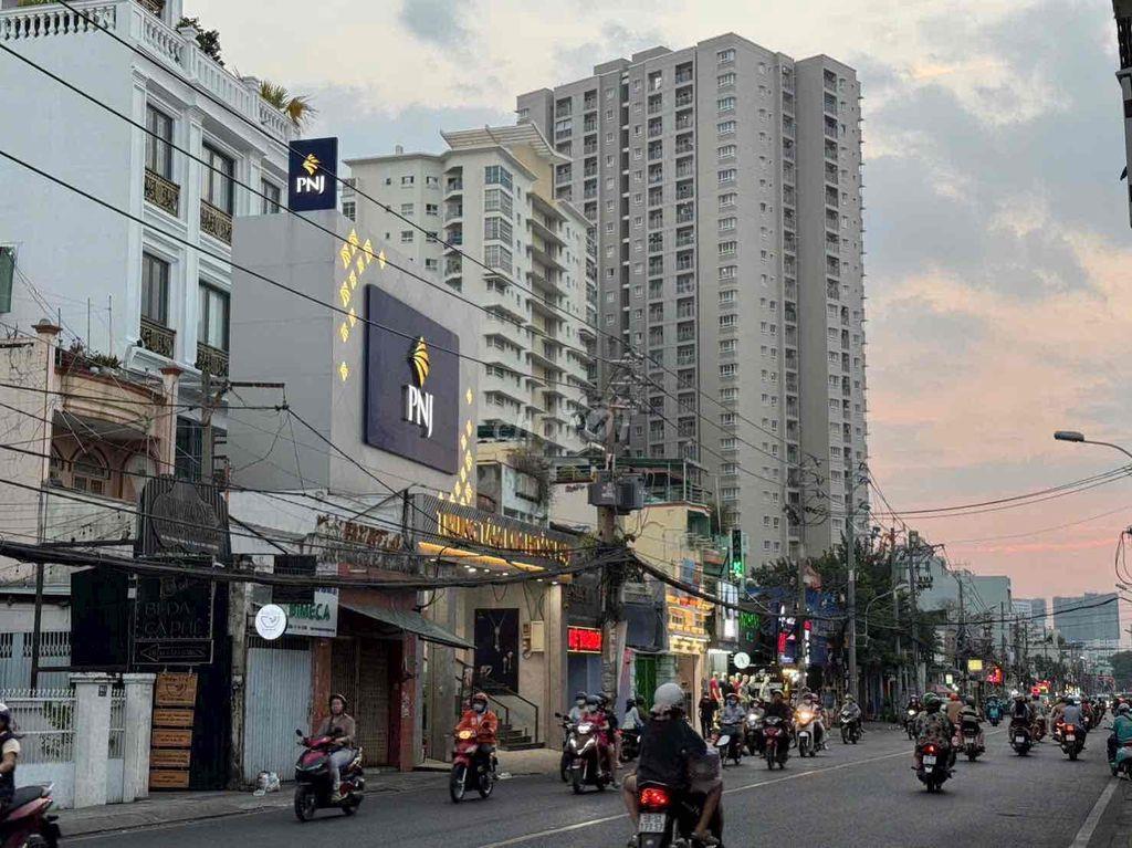 mặt tiền hậu giang vị trí đẹp