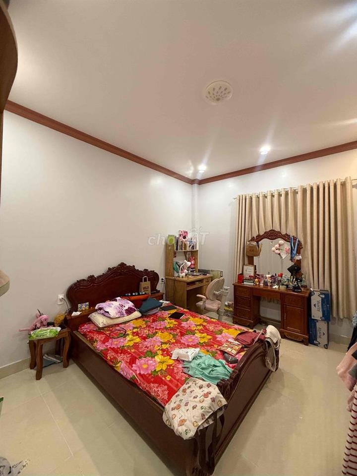 định cư bán nhanh 80m2 , full nội thất , nhà chính chủ
