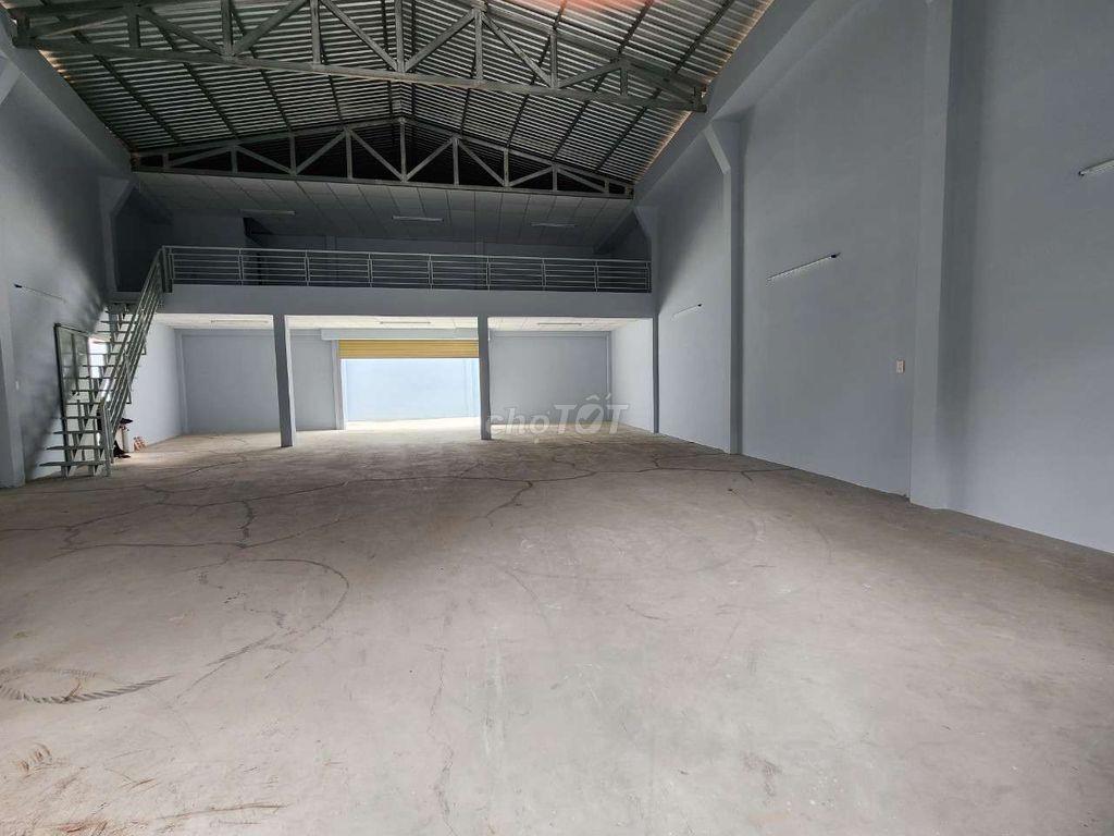 Cho thuê kho sát 4 xã 320m2 giá 25 triệu