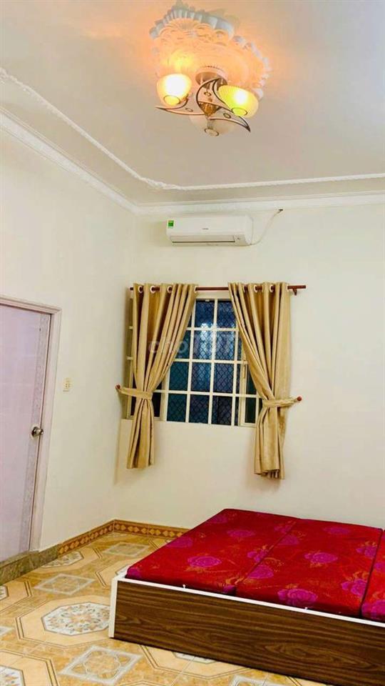 Nhà Rẻ Khu Tên LỬa 16tr 4Pn