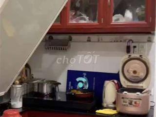 Nhà quận 11_2pn 2wc 2 máy lạnh