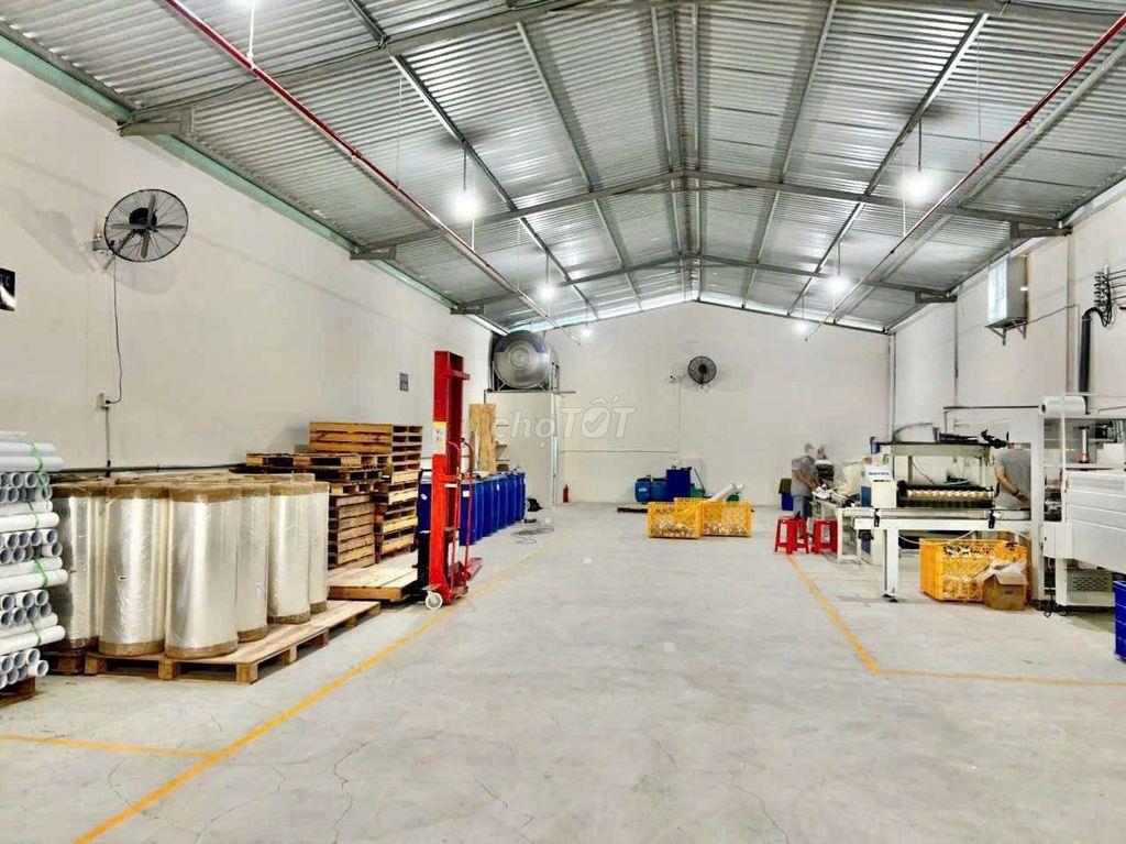 Kho 30 triệu 300m2_ đường cont sẵn pccc