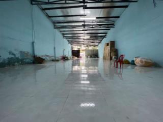 Kho tên lửa 17tr 180m2