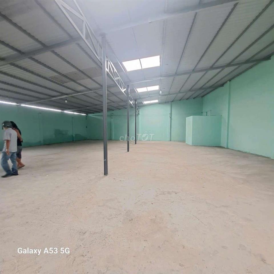 Cho thuê kho khu tên lửa 280m giá 20 triệu